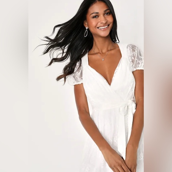 Lulus XSMALL Romantic Prose White Lace Puff Sleeve Midi Skater Dress - Picture 2 of 9